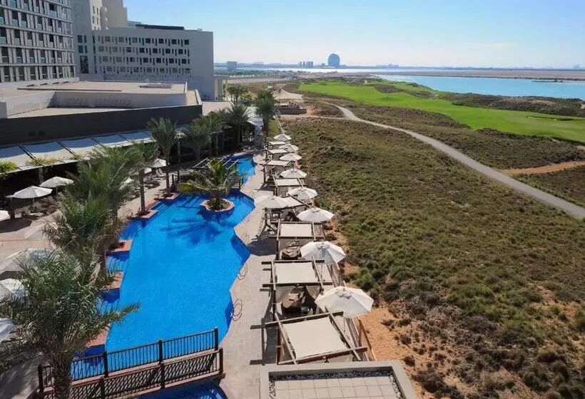 オーシャンビュースイート, Yas Plaza Mangroves by IHG