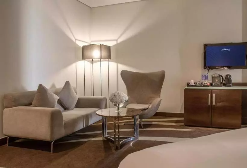 オーシャンビュージュニアスイート, Yas Plaza Mangroves by IHG