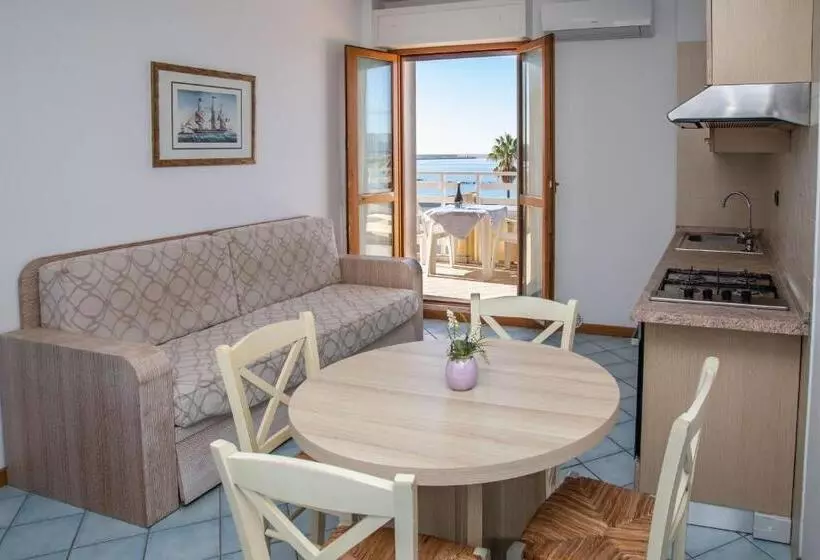 Superior-huoneisto 1 Makuuhuone Merinäkymä, Residence Buganvillea