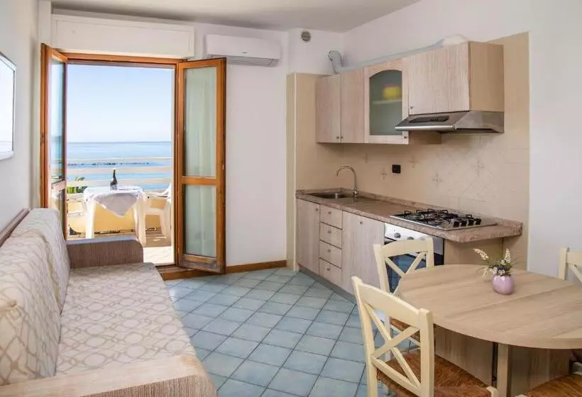 Superior-huoneisto 1 Makuuhuone Merinäkymä, Residence Buganvillea