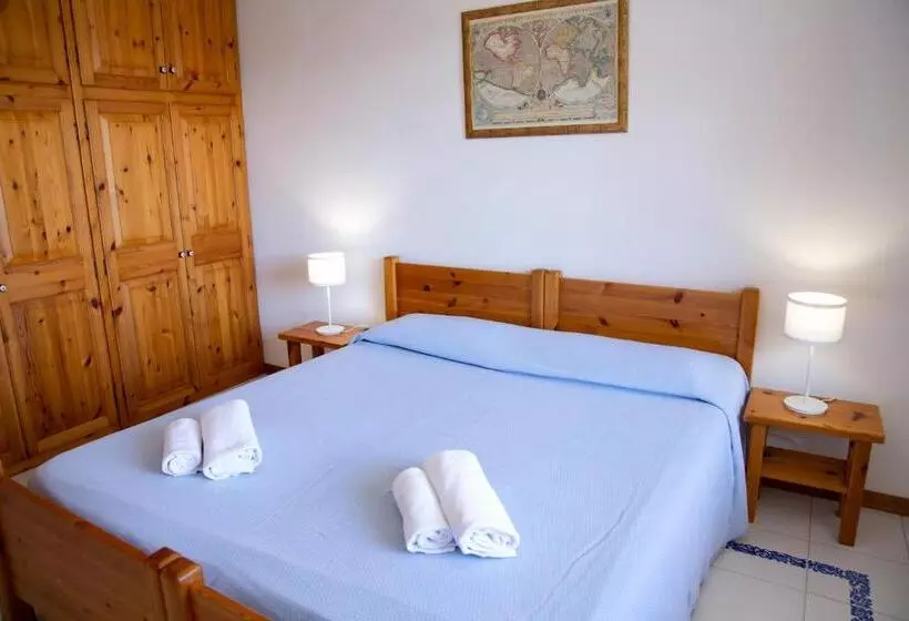 Huoneisto 1 Makuuhuone Merinäkymä, Residence Buganvillea