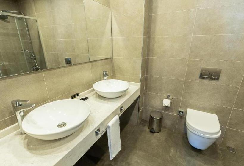 Апартаменты 3 Спальни, The Marmara Suadiye Residence