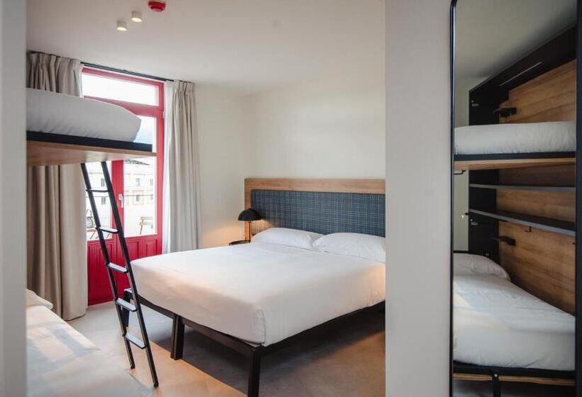 اتاق استاندارد چهار تخته, Latroupe La Granja