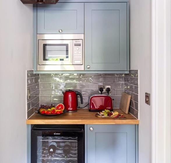 חדר סטנדרט, The Bell At Sapperton