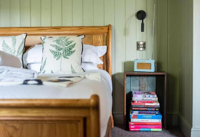 סוויטה, The Bell At Sapperton