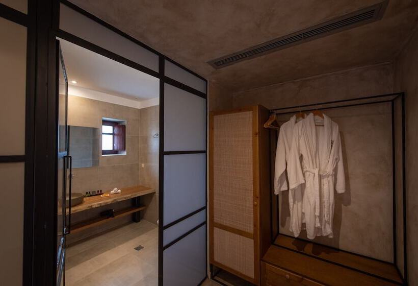 Полулюкс Вид на Сад, Brazzo Di Maina