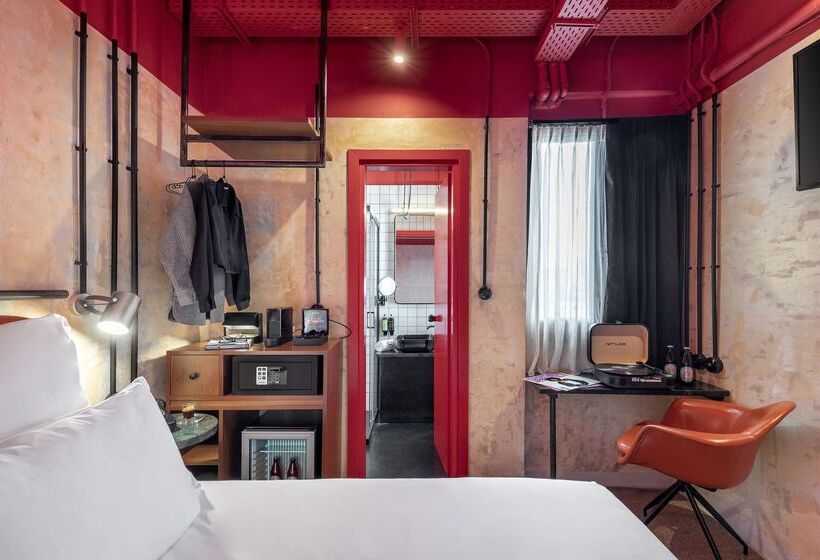 スタンダードルーム, Dave Red Athens, A Member Of Brown Hotels