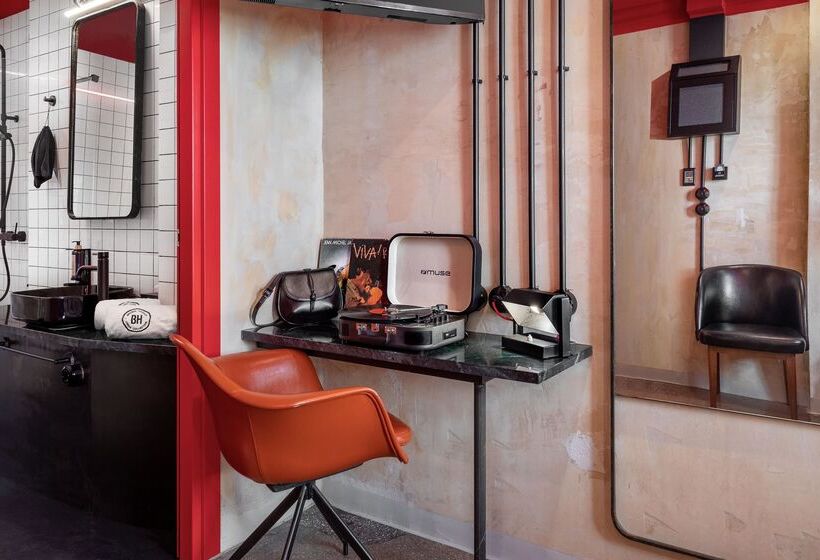 スタンダードルーム, Dave Red Athens, A Member Of Brown Hotels