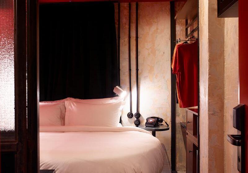 スタンダードルーム, Dave Red Athens, A Member Of Brown Hotels