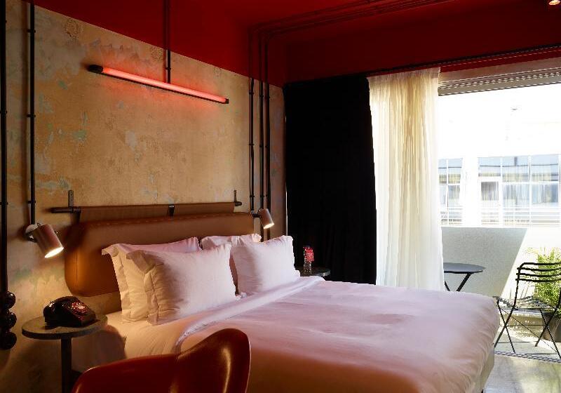 Номер Стандарт, Dave Red Athens, A Member Of Brown Hotels
