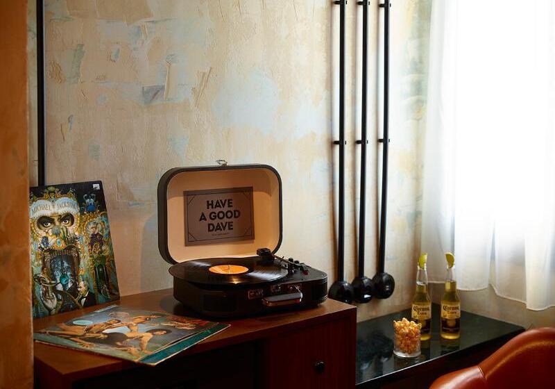 Номер Стандарт, Dave Red Athens, A Member Of Brown Hotels