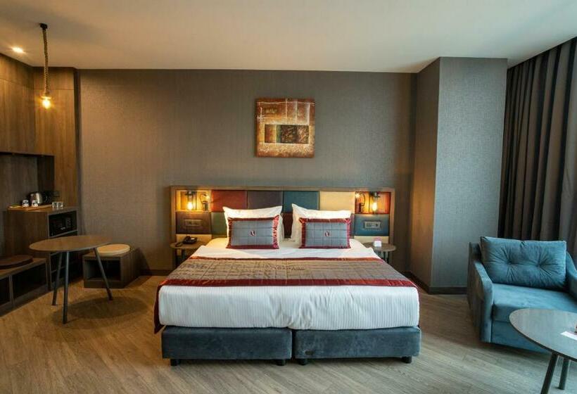 身障者適用スタンダードルーム, Ramada Encore By Wyndham Istanbul Avcilar