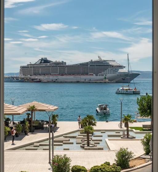 발코니 디럭스 룸, Casa Costabella