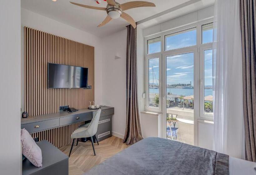 발코니 디럭스 룸, Casa Costabella