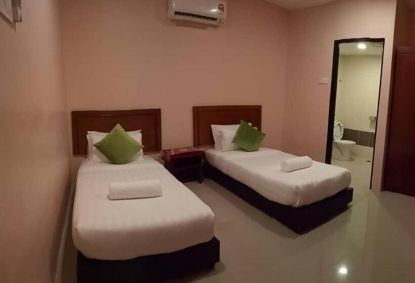 标准间, Noor Boutique