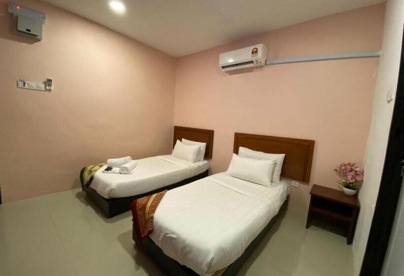 标准间, Noor Boutique