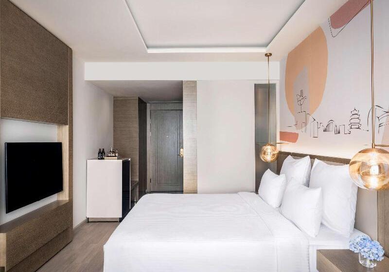 家庭间, Noor Boutique