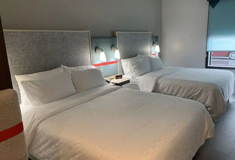 ２ダブルベッドのスタンダードルーム, Avid Hotels   Salem, An Ihg
