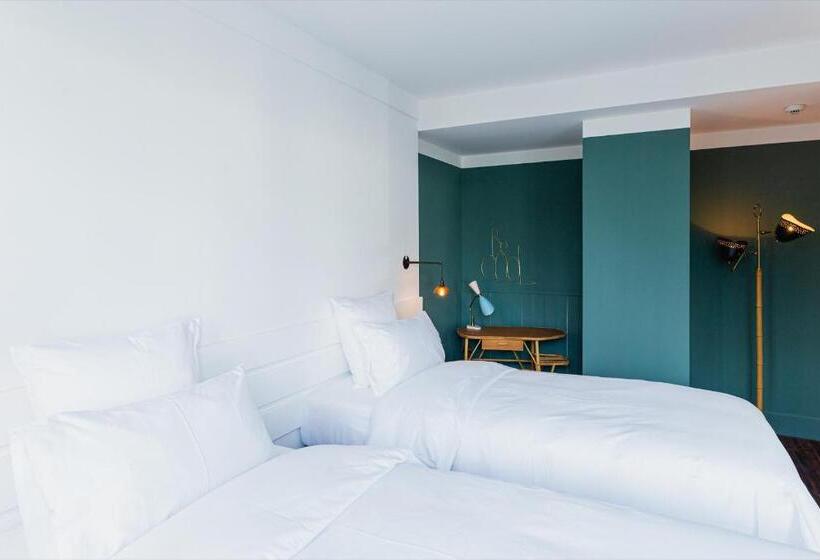 חדר סטנדרט, Bateau Libre