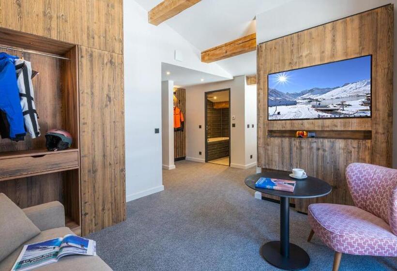 سوئیت جونیور با چشم‌انداز کوهستان, Tetras Lodge By Les Etincelles