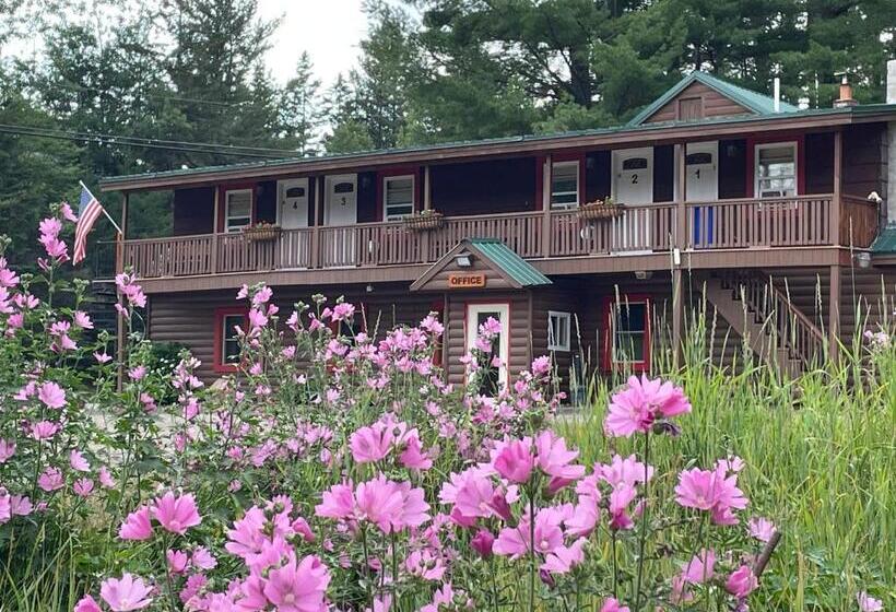 סטודיו משפחתי, Mountain View Motel & Campground