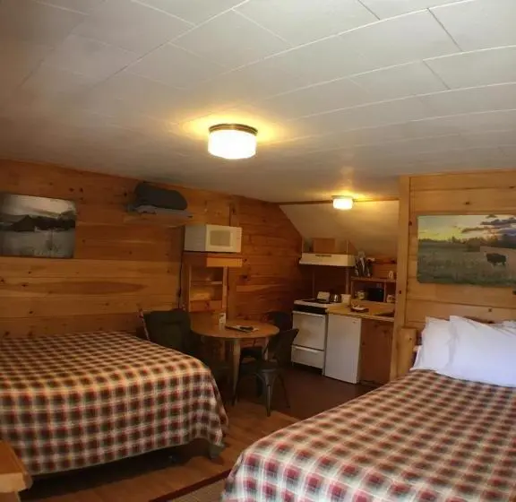 デラックススタジオ, Mountain View Motel & Campground
