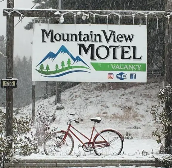デラックスルーム, Mountain View Motel & Campground