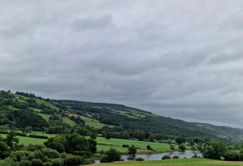 スタンダードルーム, Cable Island Bed And Breakfast