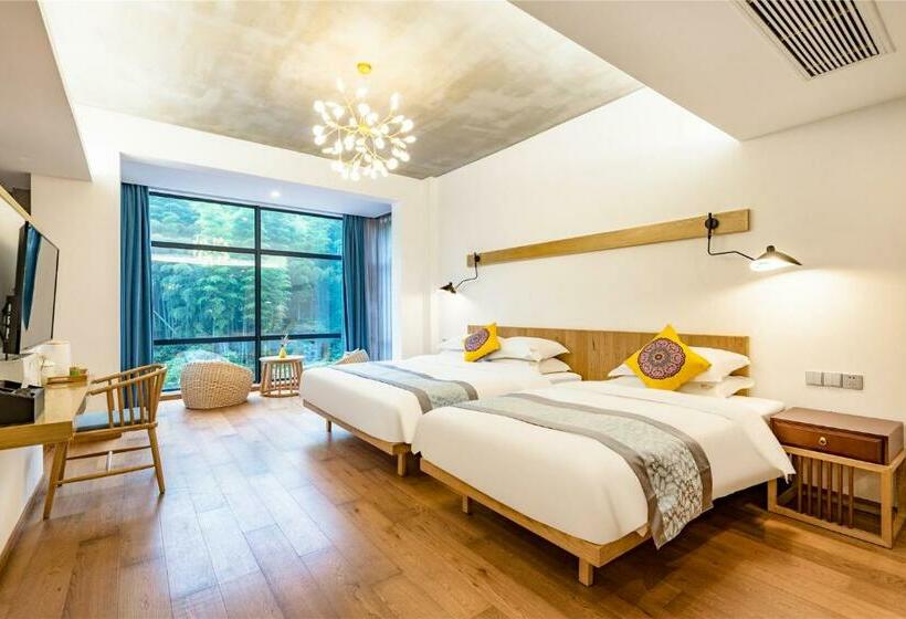 Номер Стандарт Трехместный, Anji Creek Holiday Resort