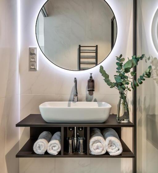 デラックスルーム, Central Park