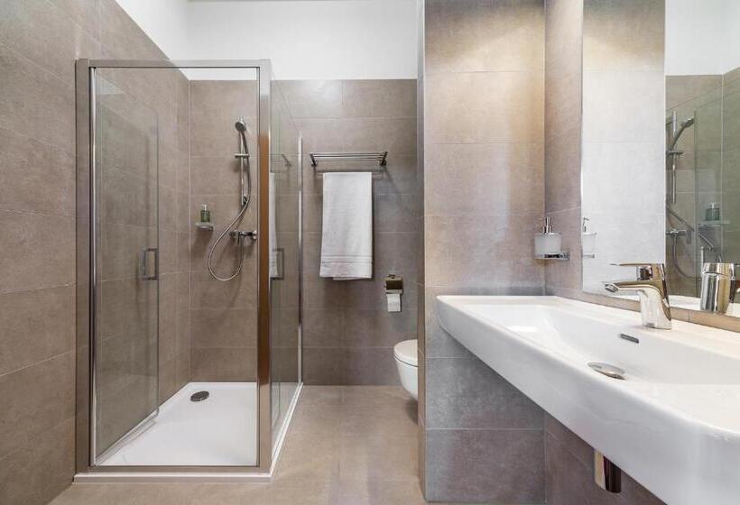 Номер Стандарт, Mariánský Dvůr