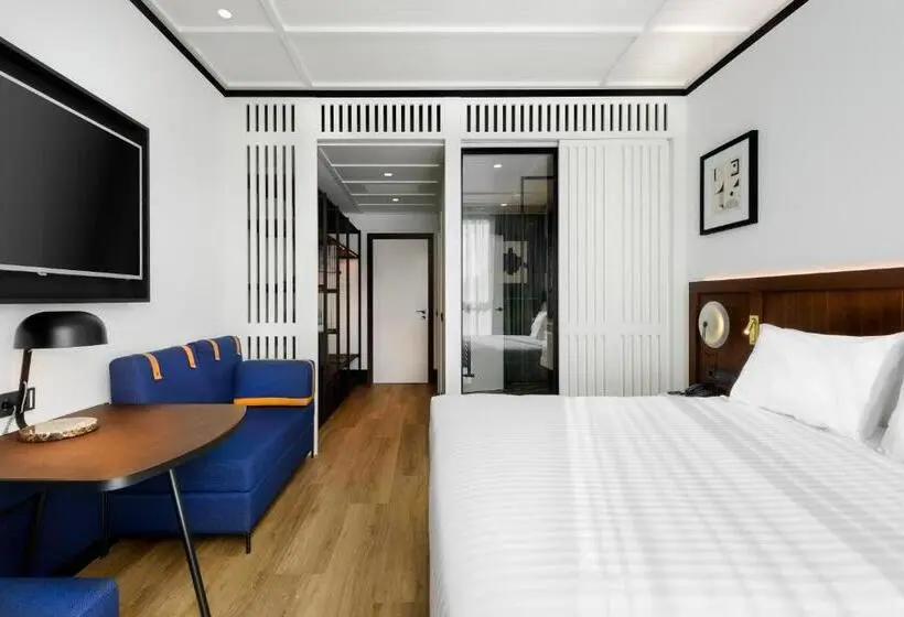 اتاق لوکس, Tres Reyes San Sebastian