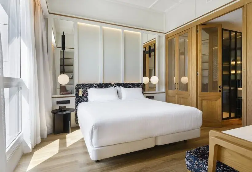 سوییت, Tres Reyes San Sebastian