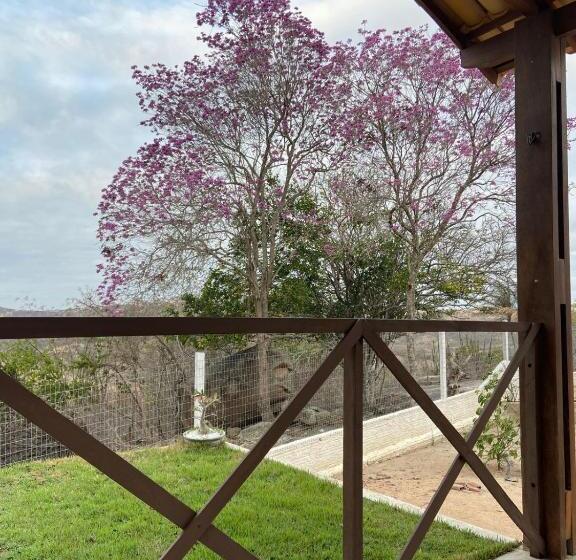 샬레, Encanto Dos Pássaros