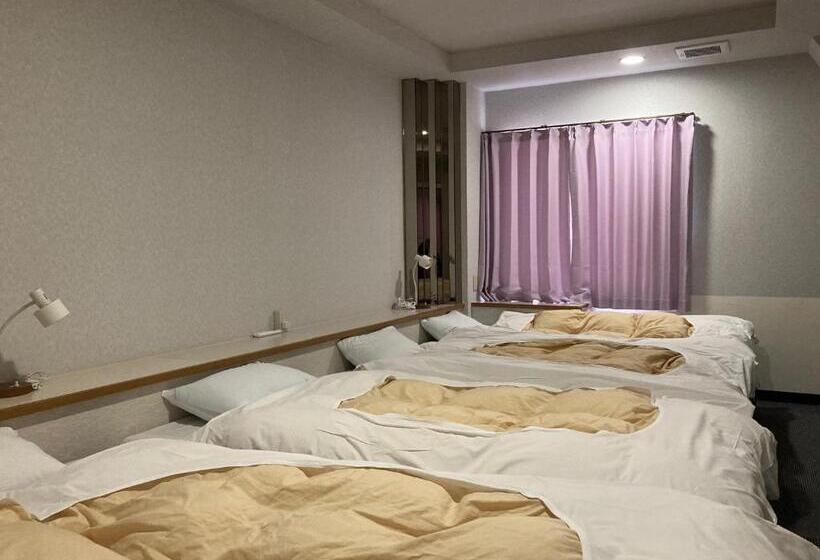 家庭间, J Hoppers Beppu Guesthouse ジェイホッパーズ別府ゲストハウス