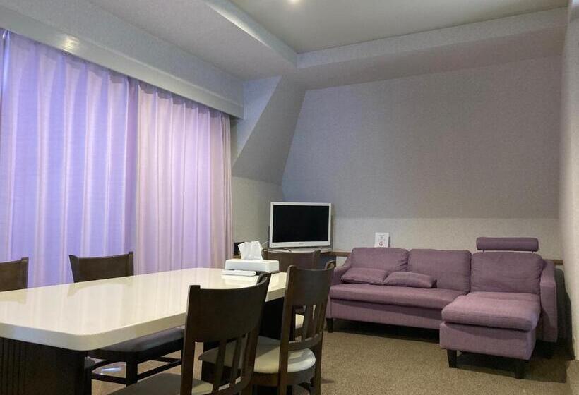 家庭间, J Hoppers Beppu Guesthouse ジェイホッパーズ別府ゲストハウス