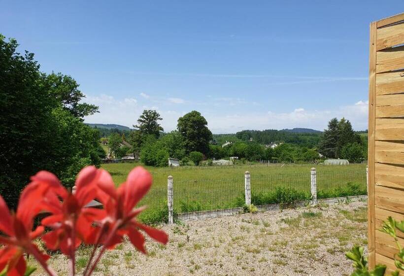 חדר סטנדרט נוף לגינה, Auberge Du Bois De L étang   Motel Les Tilleuls