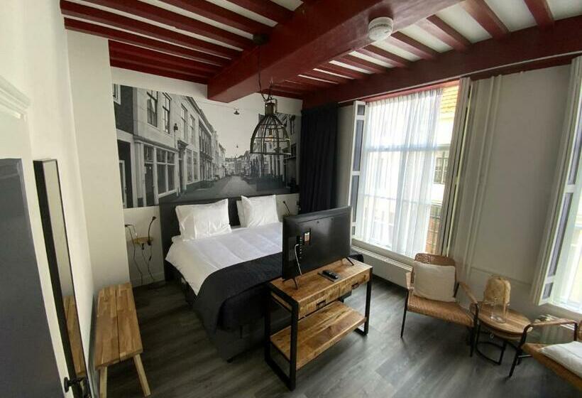 Chambre Standard, De Biecorff