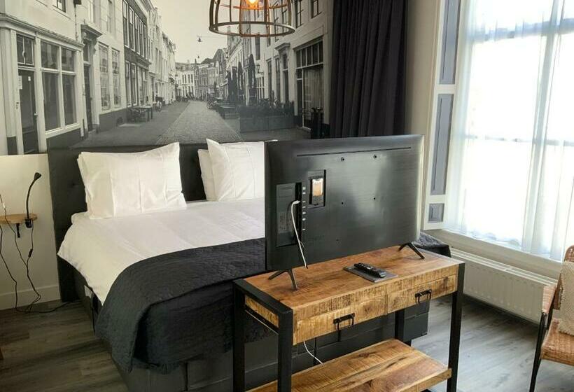 Chambre Standard, De Biecorff