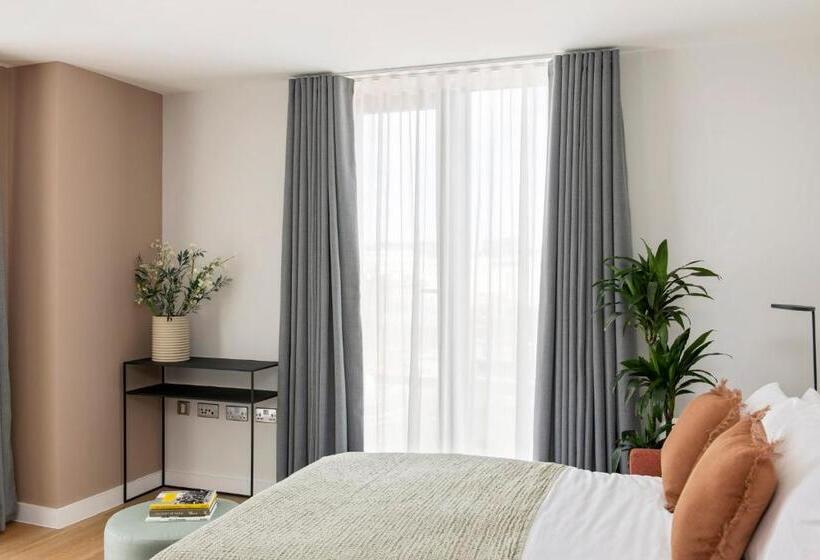 ３ベッドルームアパートメント, Cove Paradise Street