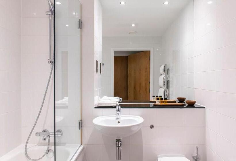 ３ベッドルームアパートメント, Cove Paradise Street