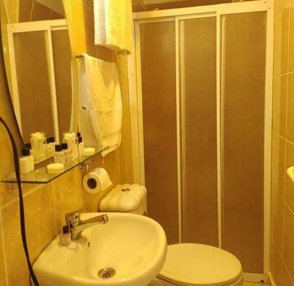 اتاق استاندارد چهار تخته, şarkçırağan Konak Boutique