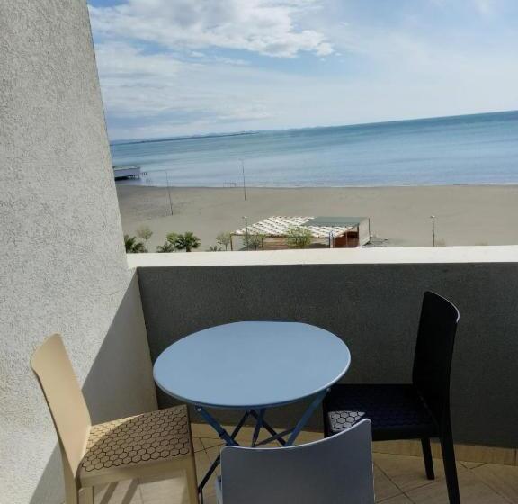 חדר משפחתי, Eden