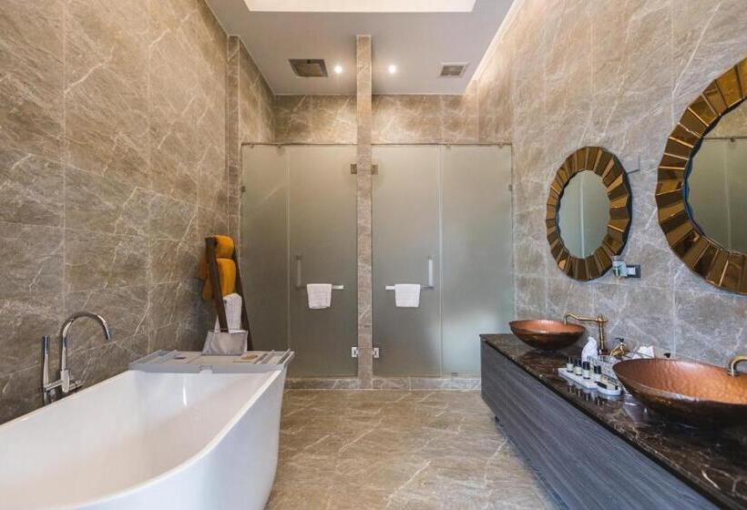 3침실 스위트, La Miniera Pool Villas Pattaya   Small Luxury Hotels Of The World