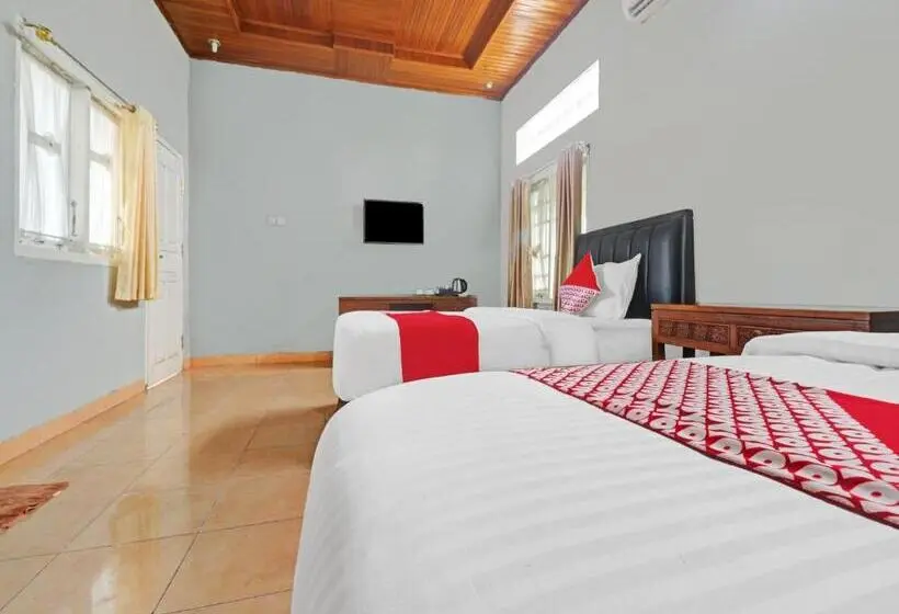 デラックスルーム, Oyo 11350o Hotel R Cantika Syariah