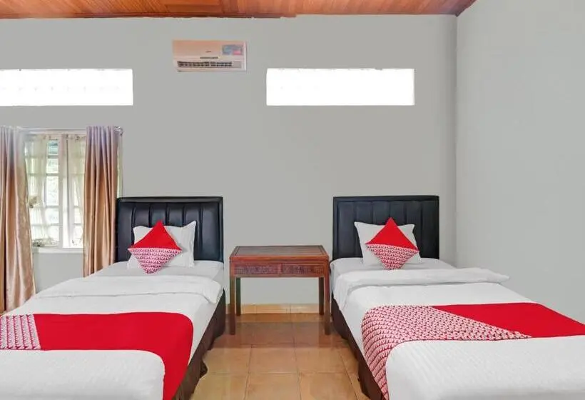 デラックスルーム, Oyo 11350o Hotel R Cantika Syariah