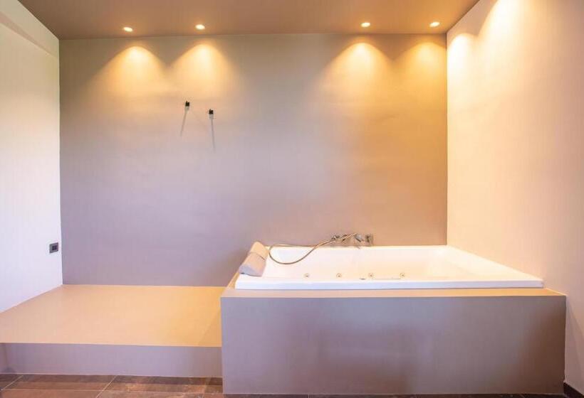 جناح مزود بجاكوزى, Park Hotel Bellavista