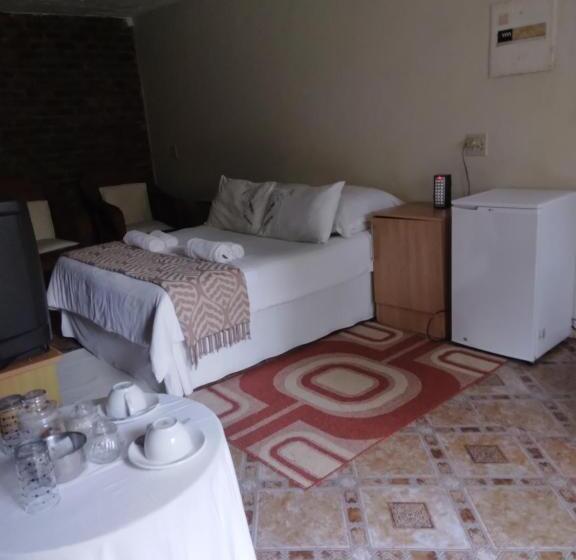 Номер Deluxe, Hamba Kancane Ma Africa Guest House