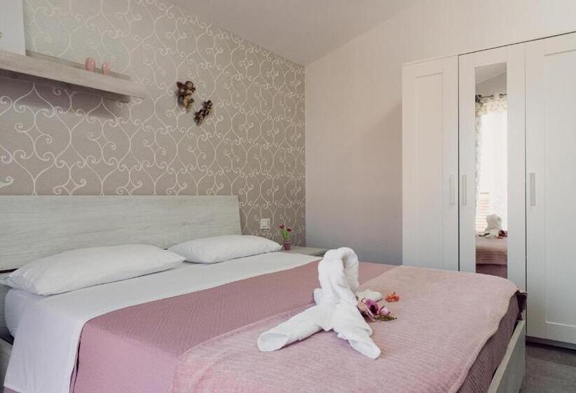 발코니 디럭스 룸, La Punta