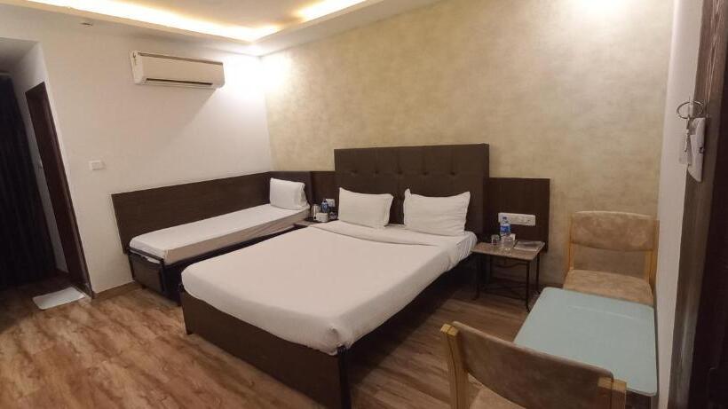 اتاق سوپریور, Alba Premier, Indore